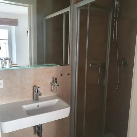 Schierlinger Braeustueberl Gasthof Schierling