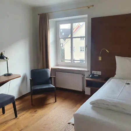 Gasthof Schierlinger Bräustüberl 3*